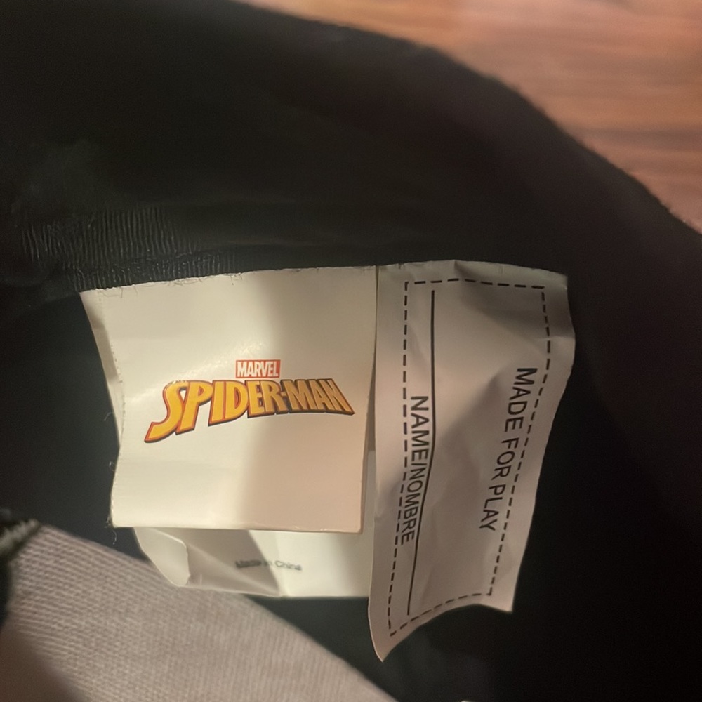 Marvel Spiderman long sleeve tee and hat set - Picture 7 of 10